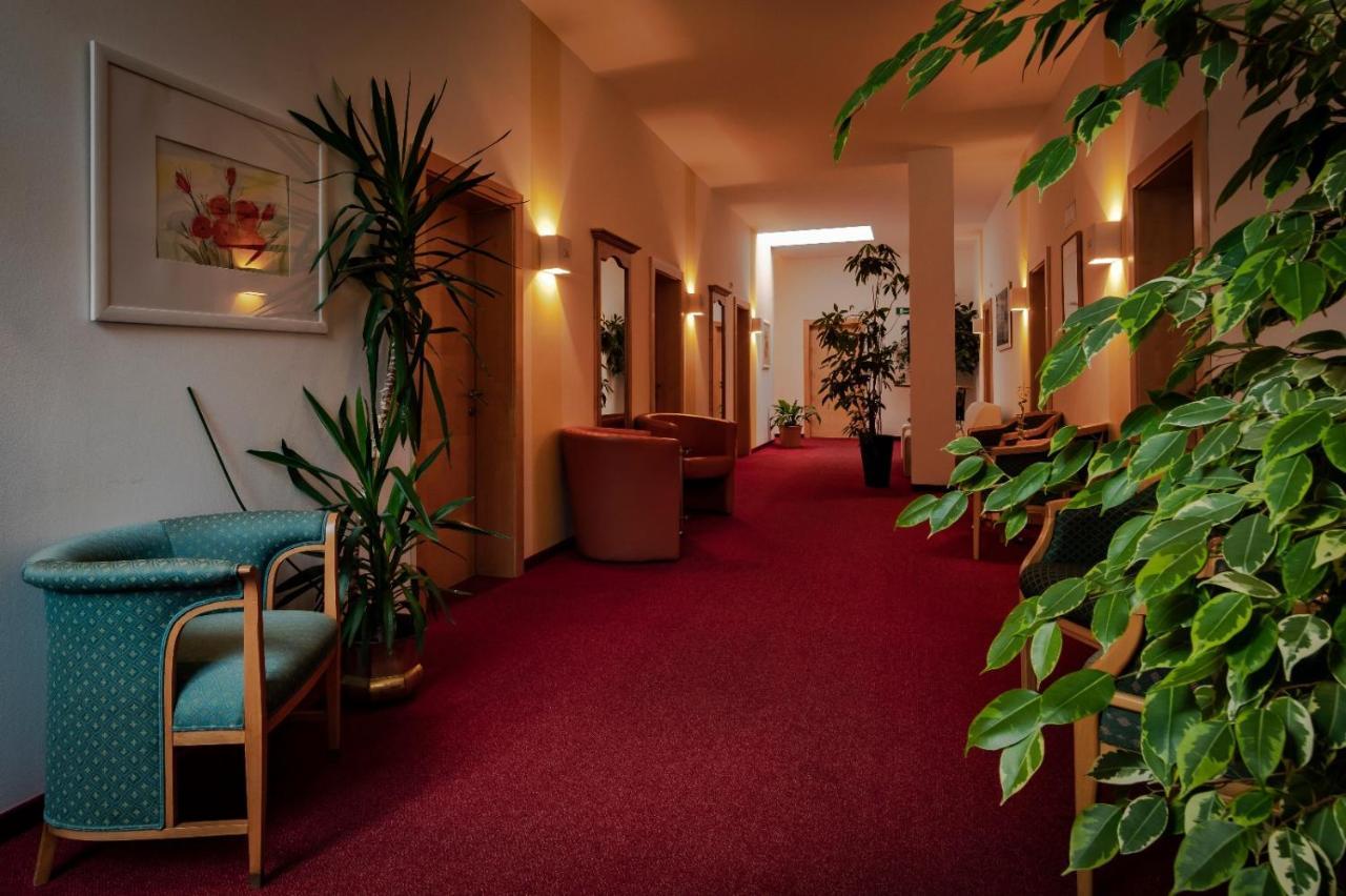 Hotel Bruggner Stub'N Landeck Eksteriør bilde